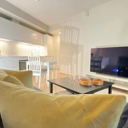 Merinaekoealalla Kaksio 12 Floor Apartamento Helsínquia