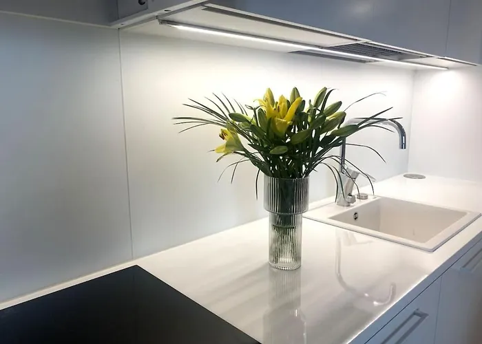 Merinaekoealalla Kaksio 12 Floor Apartamento